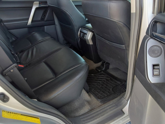 Toyota Land Cruiser 6ātr., 3.0TDi127kw,12.10` - attēls 25