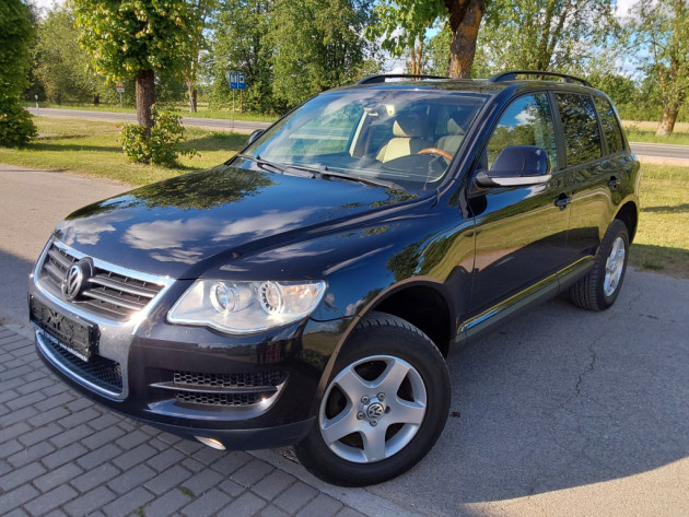 VW Touareg 2.5TDi 120kW 6ātr.,4X4 08.08` - attēls 1
