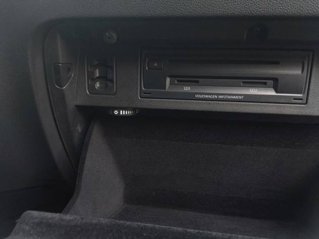 VW Passat 1.6TDi88kW.Automāts,02.16` - attēls 13