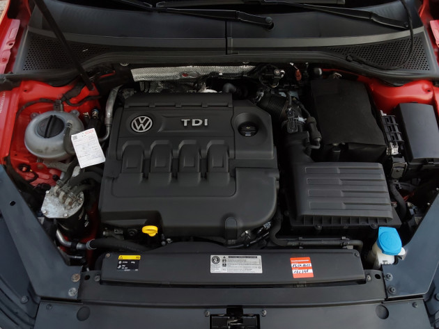 VW Passat 1.6TDi88kW.Automāts,02.16` - attēls 23