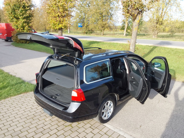 Volvo V70 2.4D5 Momentum 6ātr.,09.09` - attēls 10