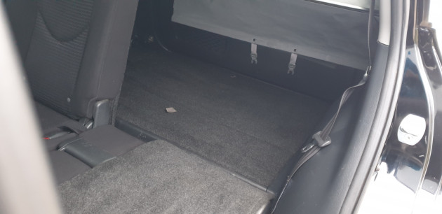 Toyota RAV4 2.2D4D 100kW4X4 Executive04.09` - attēls 25