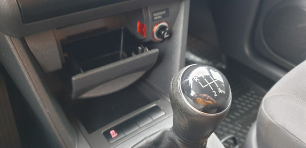 VW Caddy 1.6TDi,75kW,5 viet.05.14` - attēls 11