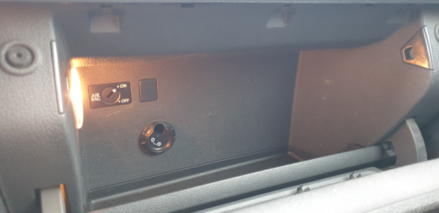VW Caddy 1.6TDi,75kW,5 viet.05.14` - attēls 14