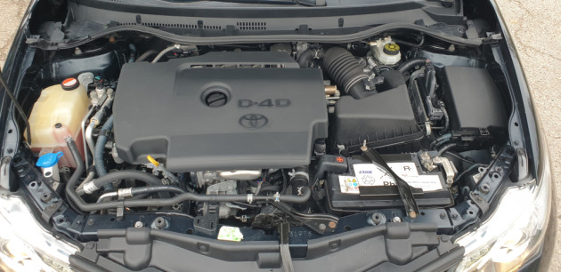 Toyota Auris 2.0D4D 91kW 04.15` - attēls 30