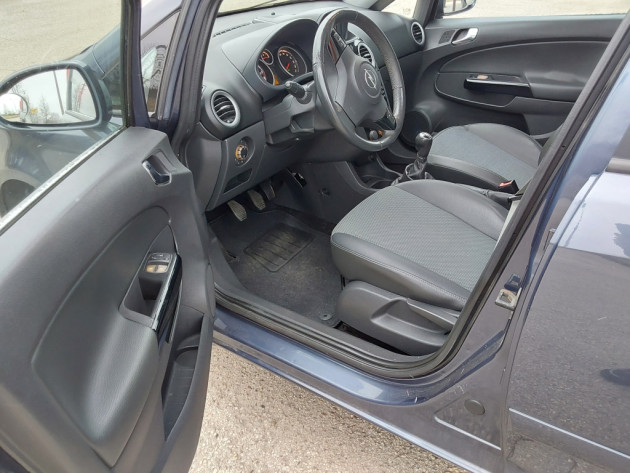 Opel Corsa 1.7CDTi,92kW,Cosmo,5d,05.07` - attēls 11