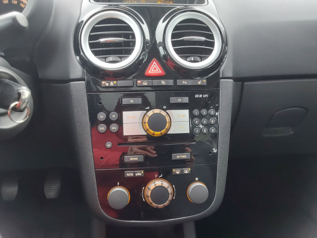 Opel Corsa 1.7CDTi,92kW,Cosmo,5d,05.07` - attēls 16