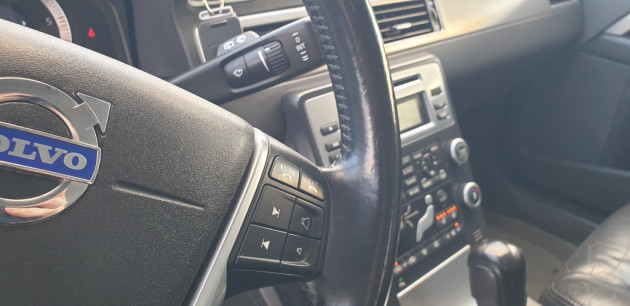 Volvo V70 2.4D5 Automatic 12.09` - attēls 12