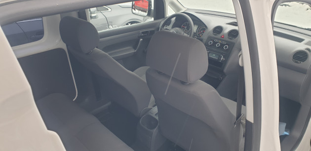 VW Caddy 1.6TDi,75kW,5 viet.05.14` - attēls 17