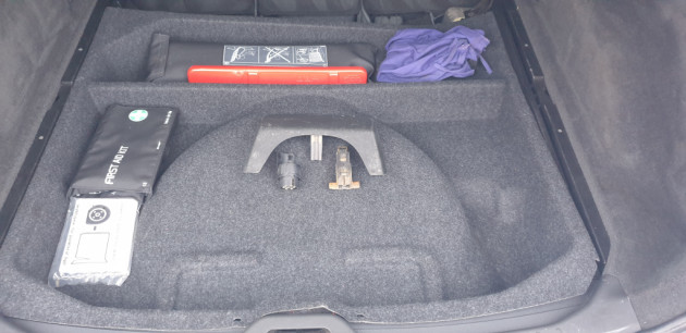 Volvo XC60 2.4D5 151kw,4X4,autom.07.10` - attēls 28