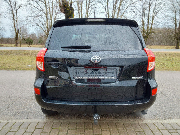 Toyota RAV4 2.2D4D 100kW4X4 Executive04.09` - attēls 7