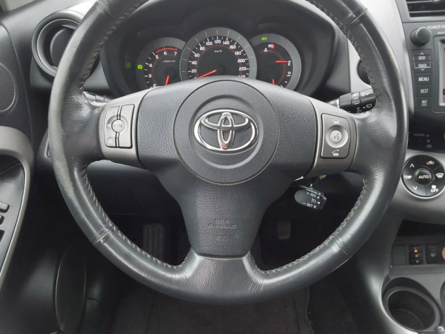 Toyota RAV4 2.2D4D 100kW4X4 Executive04.09` - attēls 20