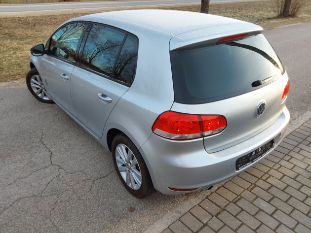 VW Golf VI 1.6TDi automatic,Style,5d,02.12` - attēls 4