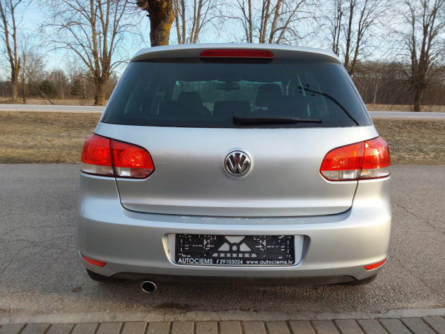 VW Golf VI 1.6TDi automatic,Style,5d,02.12` - attēls 7