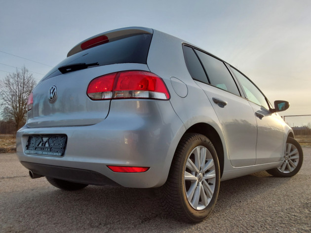 VW Golf VI 1.6TDi automatic,Style,5d,02.12` - attēls 27
