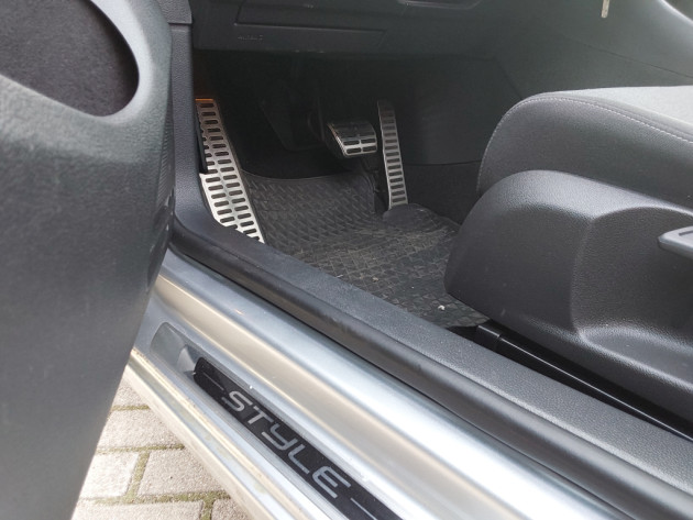 VW Golf VI 1.6TDi automatic,Style,5d,02.12` - attēls 12