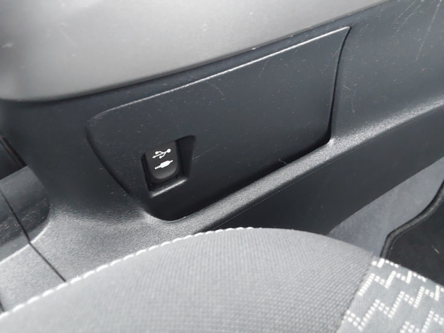 Toyota Verso 1.6D4D 82kw 6ātr.,12.14` - attēls 24