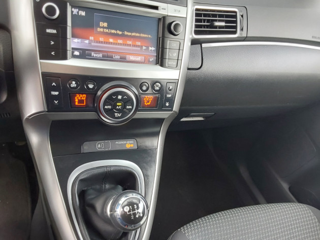 Toyota Verso 1.6D4D 82kw 6ātr.,12.14` - attēls 16