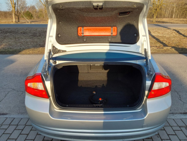 Volvo S80 2.4D5 Summum autom.04.08` - attēls 20