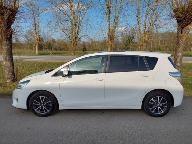 Toyota Verso 1.6D4D 82kw 6ātr.,12.14` - attēls 6