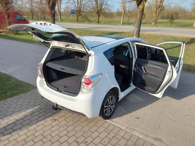 Toyota Verso 1.6D4D 82kw 6ātr.,12.14` - attēls 11
