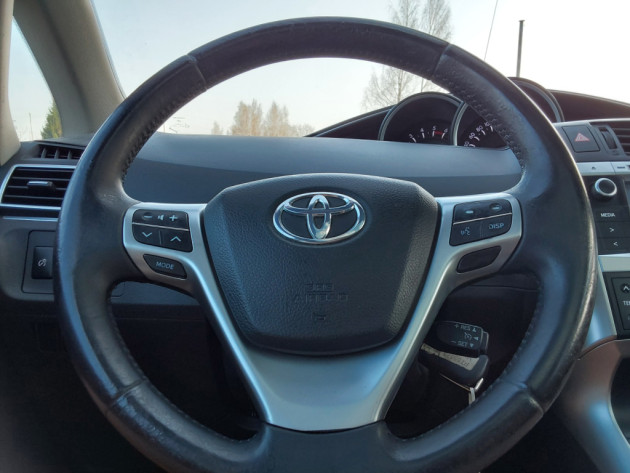 Toyota Verso 1.6D4D 82kw 6ātr.,12.14` - attēls 17