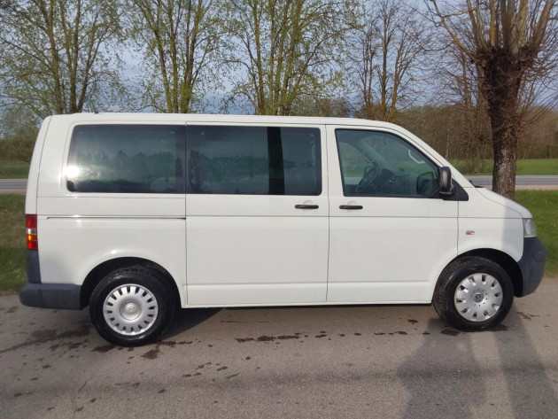 VW Caravelle1.9TDi,9v.,09.09` - attēls 8