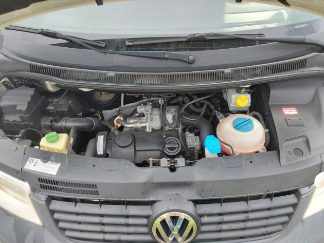 VW Caravelle1.9TDi,9v.,09.09` - attēls 22