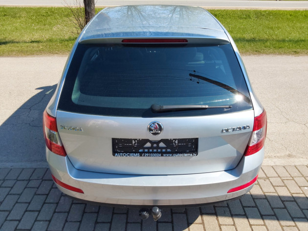 Skoda Octavia 2.0TDi 110kw,6ātr.02.14` - attēls 9