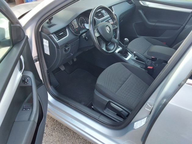 Skoda Octavia 2.0TDi 110kw,6ātr.02.14` - attēls 11