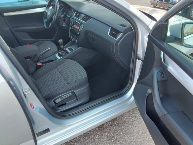 Skoda Octavia 2.0TDi 110kw,6ātr.02.14` - attēls 24
