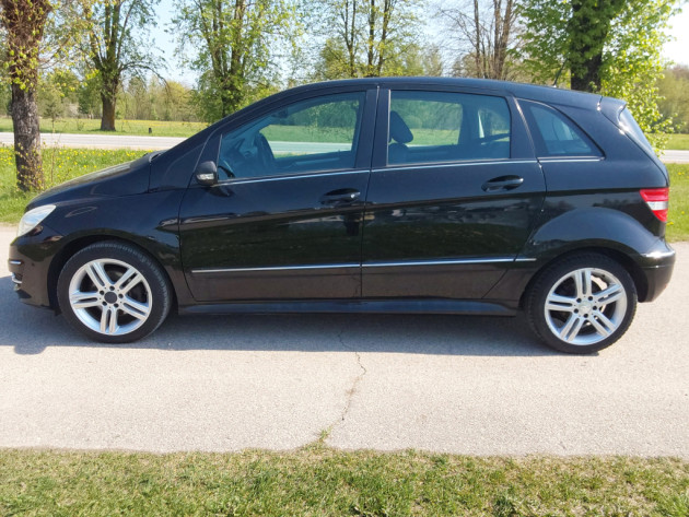Mercedes Benz B200 D Automatic 02.09` - attēls 8