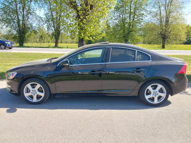 Volvo S60,automāts,2.5i184kw 2014g - attēls 7