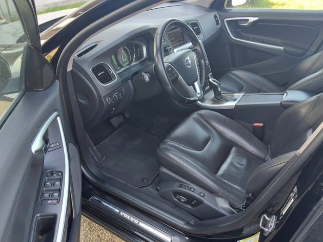 Volvo S60,automāts,2.5i184kw 2014g - attēls 10