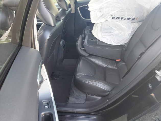 Volvo S60,automāts,2.5i184kw 2014g - attēls 20