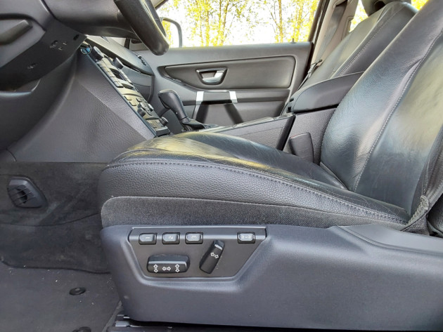 Volvo XC90 2.4D5 Autom.,7v.,12.08` - attēls 12