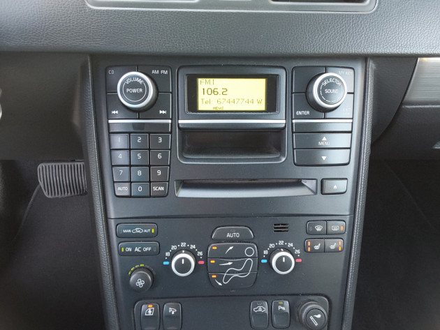 Volvo XC90 2.4D5 Autom.,7v.,12.08` - attēls 17