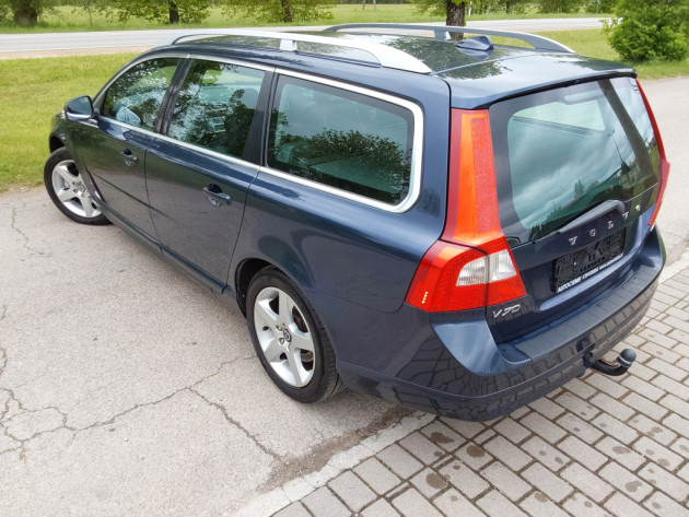 Volvo V70 2.4D5 Automatic 12.09` - attēls 4