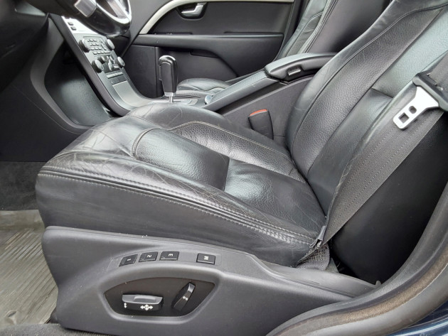 Volvo V70 2.4D5 Automatic 12.09` - attēls 15