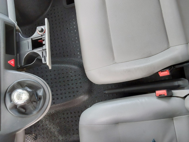 VW T5 1.9TDi 75kw,6vietas,kravas 05.07` - attēls 15