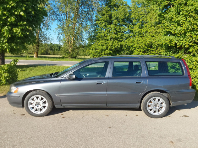 Volvo V70 2.4D5 120kw autom,03.06` - attēls 5