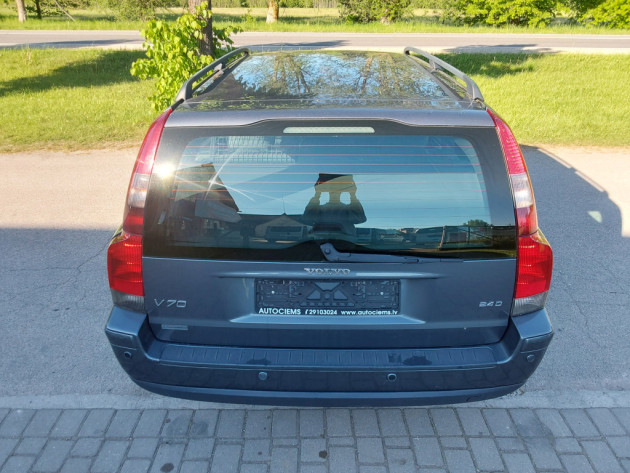 Volvo V70 2.4D5 120kw autom,03.06` - attēls 7