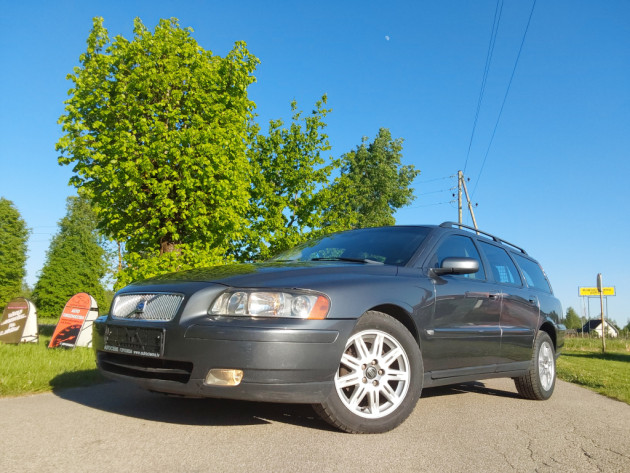 Volvo V70 2.4D5 120kw autom,03.06` - attēls 27