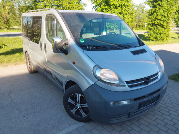 Opel Vivaro 1.9CDTi 74kw,8 v.07.04` - attēls 1
