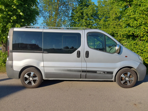Opel Vivaro 1.9CDTi 74kw,8 v.07.04` - attēls 6