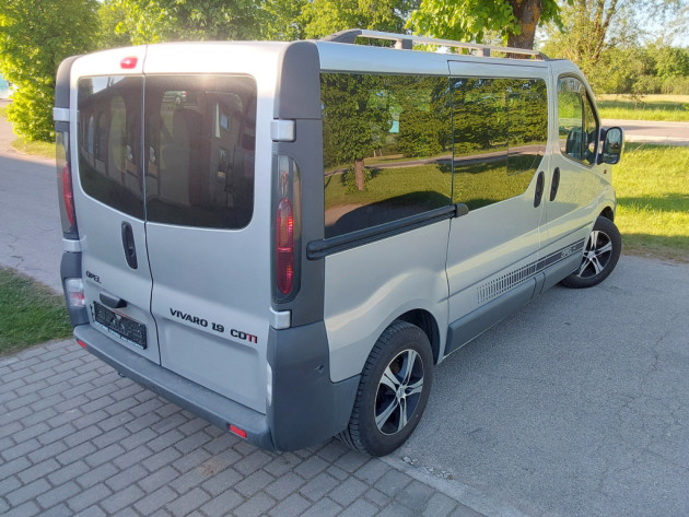 Opel Vivaro 1.9CDTi 74kw,8 v.07.04` - attēls 4