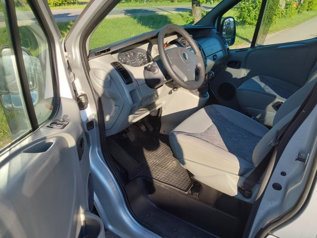 Opel Vivaro 1.9CDTi 74kw,8 v.07.04` - attēls 10