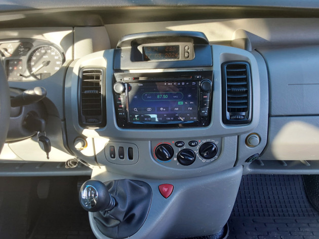 Opel Vivaro 1.9CDTi 74kw,8 v.07.04` - attēls 13