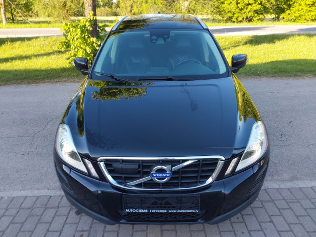 Volvo XC60 2.4D5 151kw,4X4,autom.07.10` - attēls 5