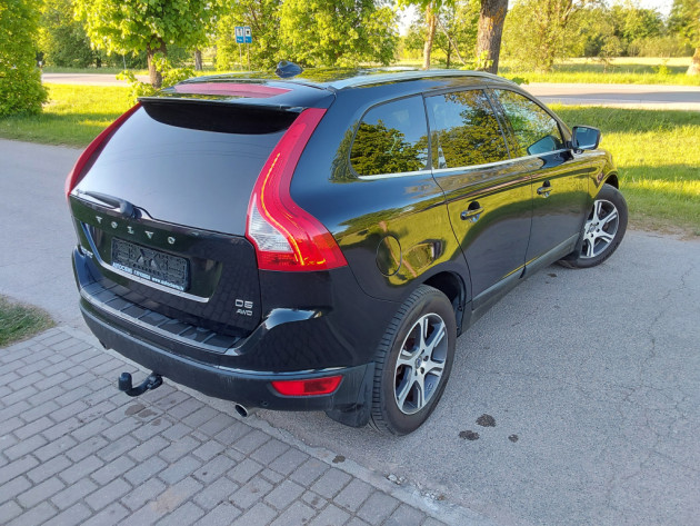 Volvo XC60 2.4D5 151kw,4X4,autom.07.10` - attēls 4